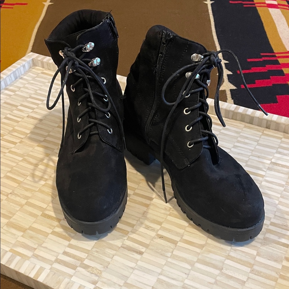 Bonnibel Black Women's Boots